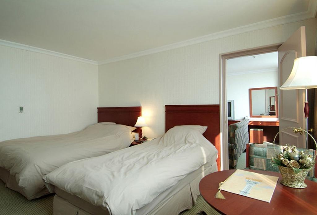 Grand Hotel Pyeongtaek Lake Room photo